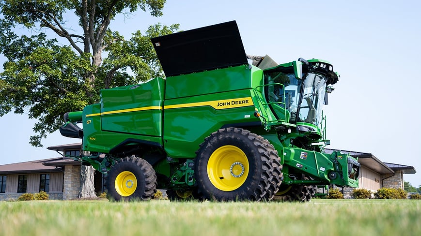 John Deere 2025 Combine S7 at Koenig Equipment