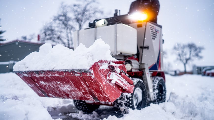 Snow attachment ventrac